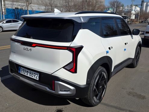 Kia Seltos Gasoline 1.6T 2WD Signature — пробег 1 300 км — фото 3 из 5