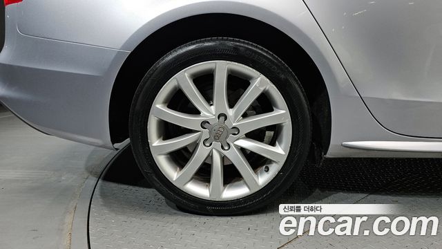 Audi A4 из Кореи Encar