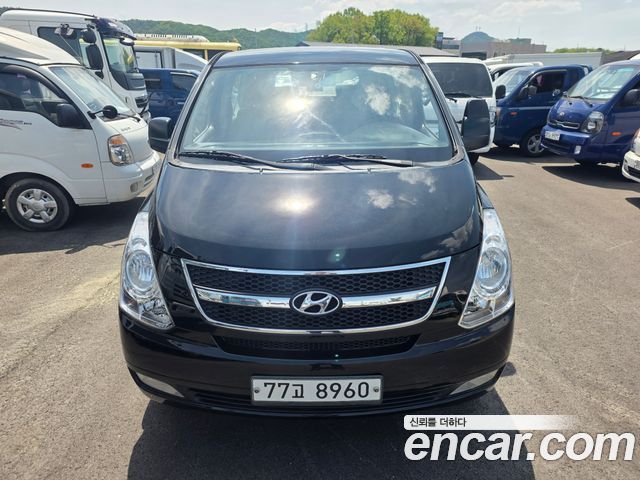 Hyundai Starex 4WD 12-Seater Wagon CVX Luxury — пробег 139 150 км — фото 3 из 5