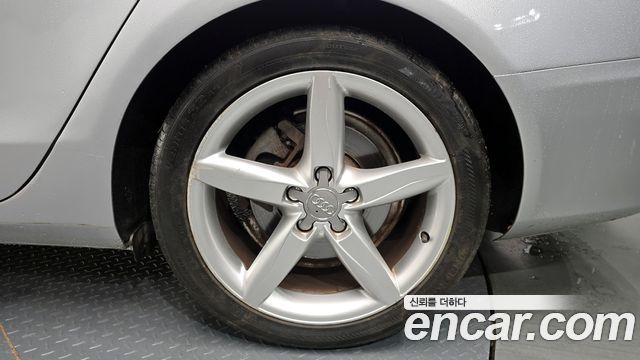 Audi A4 из Кореи Encar