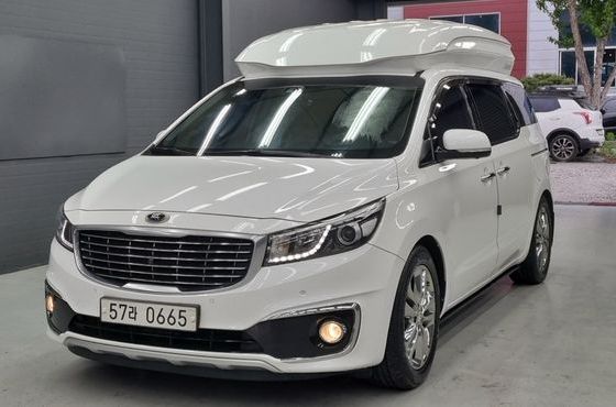 Kia Carnival Gasoline 9-seater Hi-Limousine Noblesse — пробег 157 500 км — фото 1 из 5