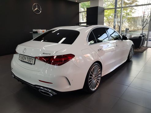 Mercedes-Benz C-Class C300 4MATIC AMG Line — пробег 49 045 км — фото 4 из 5