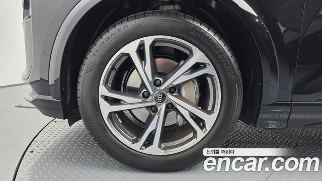 Audi Q6 e-tron из Кореи Encar