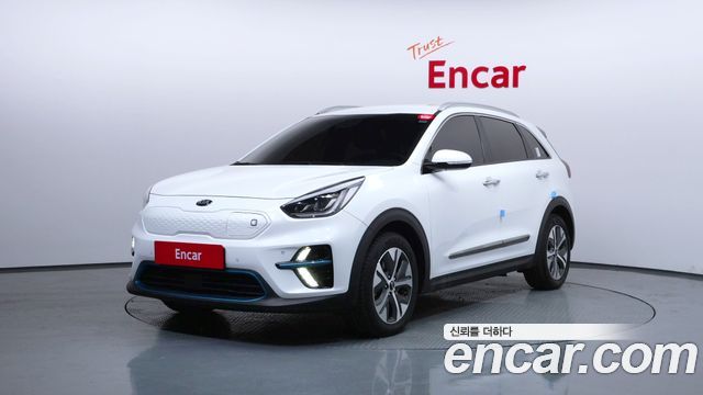 Kia Niro Noblesse — пробег 140 092 км — фото 1 из 5