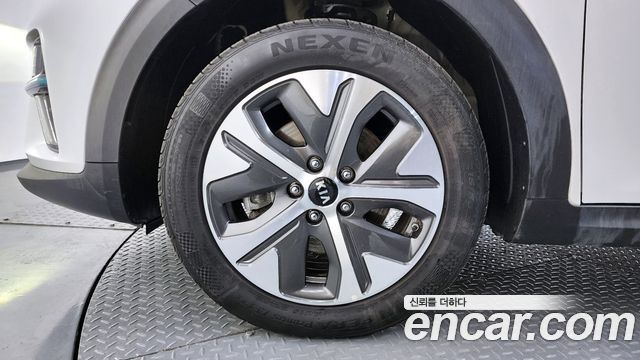 Kia Niro Noblesse — пробег 140 092 км — фото 5 из 5