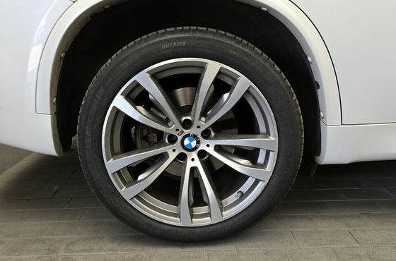 BMW X5 xDrive 40d — пробег 155 248 км — фото 4 из 5