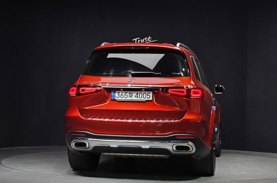 Mercedes-Benz GLS-Class GLS580 4MATIC — пробег 31 839 км — фото 4 из 5