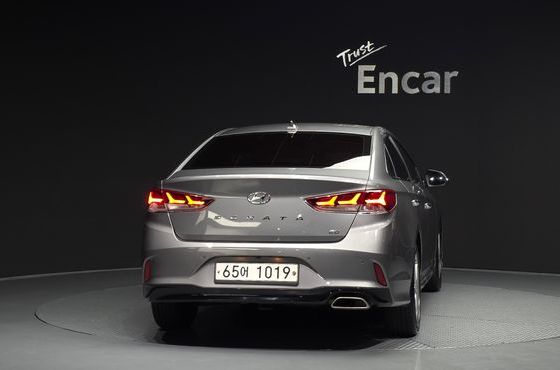 Hyundai Sonata 2.0 Smart — пробег 161 953 км — фото 4 из 5