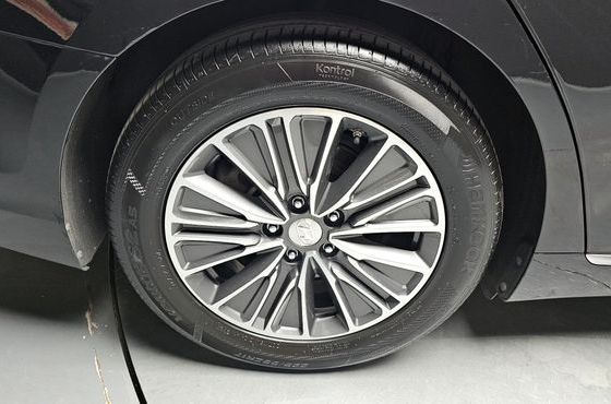 Hyundai Grandeur Exclusive Special — пробег 45 122 км — фото 5 из 5