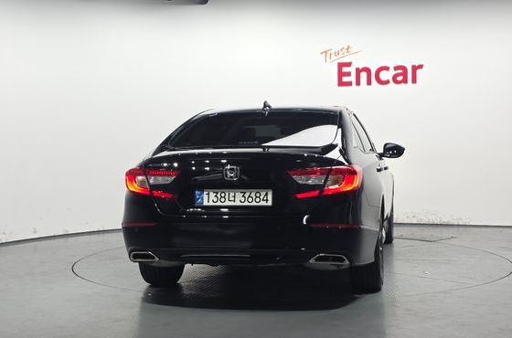 Honda Accord 1.5 Turbo — пробег 15 279 км — фото 4 из 5
