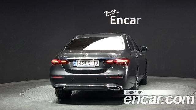 Mercedes-Benz E-Class из Кореи Encar