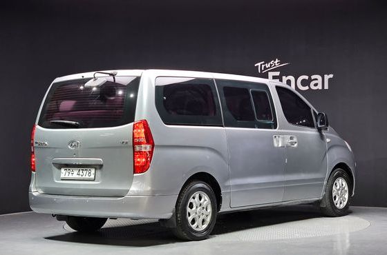 Hyundai Starex 12-Seater Wagon CVX Deluxe — пробег 76 770 км — фото 2 из 5