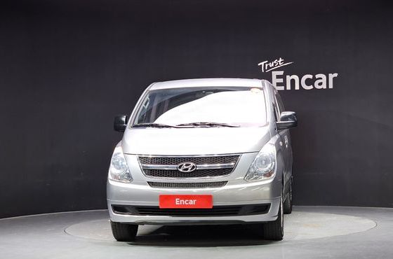 Hyundai Starex 12-Seater Wagon CVX Deluxe — пробег 76 770 км — фото 3 из 5