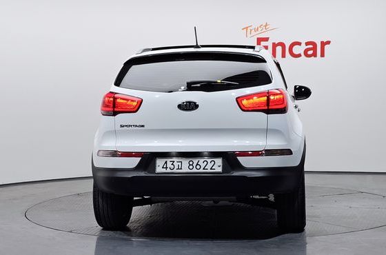 Kia Sportage Diesel 2WD Prestige — пробег 137 912 км — фото 4 из 5