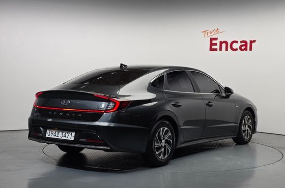 Hyundai Sonata Premium — пробег 64 643 км — фото 2 из 5