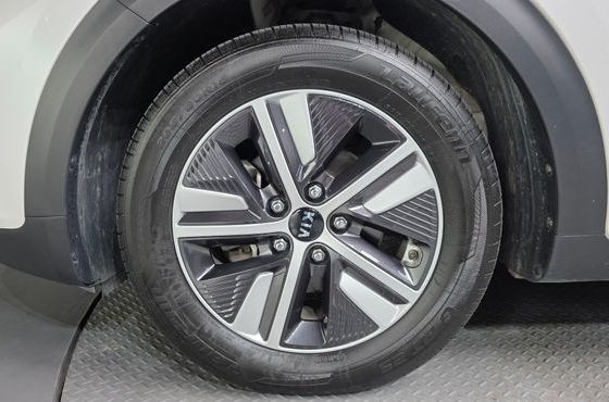 Kia Niro 1.6 HEV Noblesse Special — пробег 99 842 км — фото 5 из 5