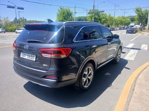 Kia Sorento Diesel 2.0 2WD Prestige — пробег 177 000 км — фото 4 из 5