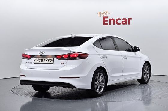 Hyundai AVANTE 1.6 GDI Smart Special — пробег 114 355 км — фото 2 из 5