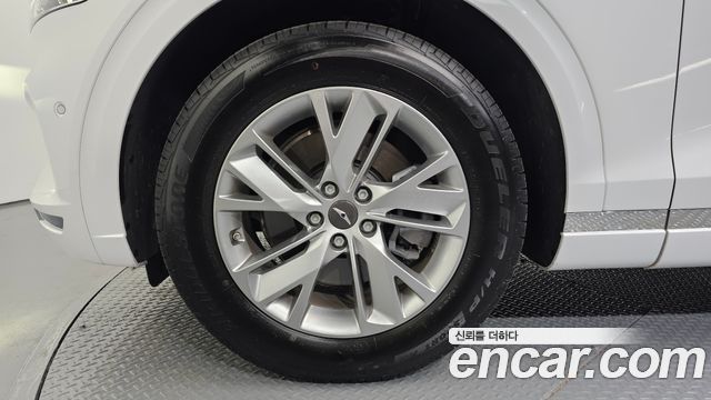Genesis GV70 2.5T Gasoline 2WD — пробег 7 593 км — фото 5 из 5