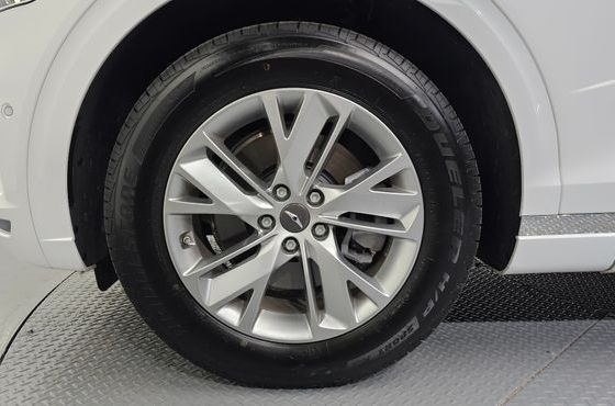 Genesis GV70 2.5T Gasoline 2WD — пробег 7 593 км — фото 5 из 5
