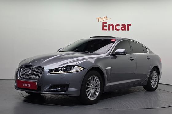 Jaguar XF 2.0 Luxury X250 — пробег 85 011 км — фото 1 из 5