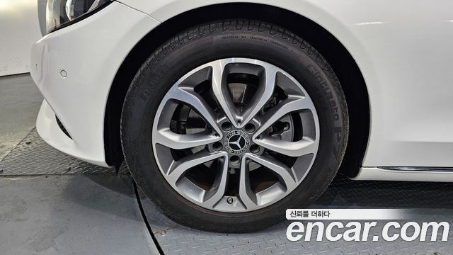 Mercedes-Benz C-Class из Кореи Encar