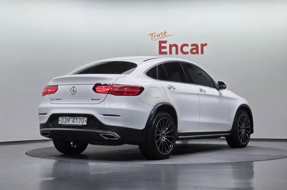 Mercedes-Benz GLC-Class GLC220 d 4MATIC Premium Coupe — пробег 94 896 км — фото 2 из 5