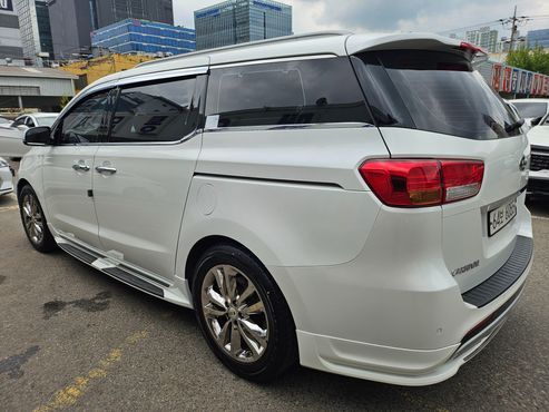 Kia Carnival 9-seater Noblesse — пробег 227 513 км — фото 2 из 5