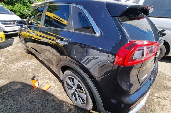 Kia Niro Prestige — пробег 152 000 км — фото 5 из 5