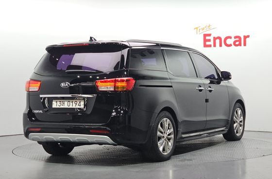 Kia Carnival 9-seater Prestige — пробег 130 200 км — фото 2 из 5