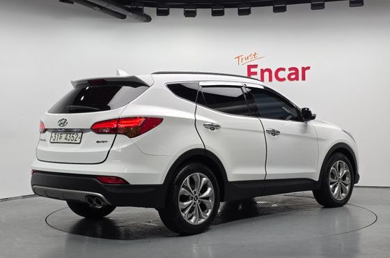 Hyundai Santafe Diesel(e-VGT) 2.0 2WD Exclusive Special — пробег 153 889 км — фото 2 из 5