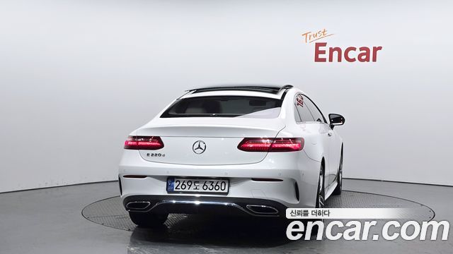 Mercedes-Benz E-Class из Кореи Encar