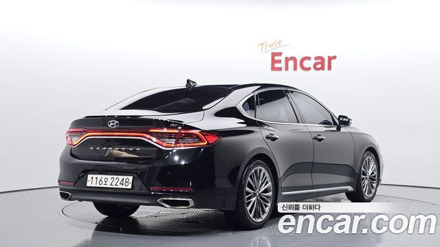 Hyundai Grandeur из Кореи Encar
