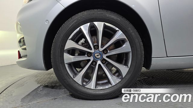 Renault (Samsung) Zoe из Кореи Encar