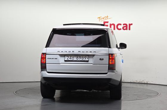 Land Rover Range Rover 3.0 TDV6 Vogue SE DIESEL — пробег 247 293 км — фото 4 из 5