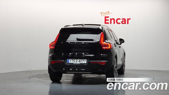 Volvo XC40 из Кореи Encar
