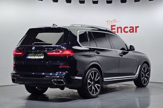 BMW X7 xDrive 40d Design Pure Excellence 6-Seater — пробег 139 684 км — фото 2 из 5