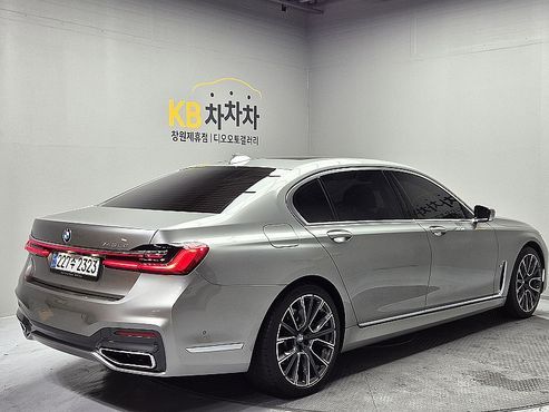 BMW 7-Series 745Le iPerformance M Sport — пробег 184 367 км — фото 2 из 5