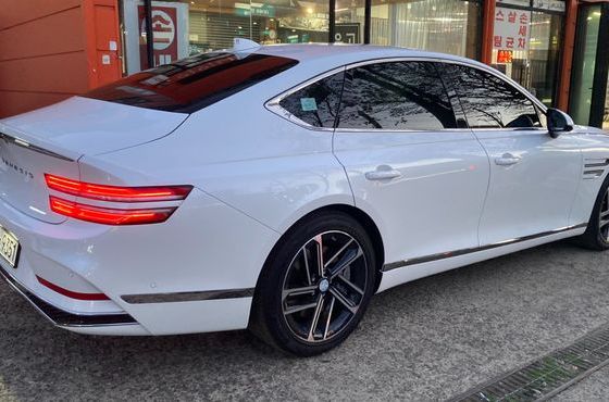 Genesis G80 Gasoline 2.5 Turbo 2WD — пробег 500 км — фото 4 из 5