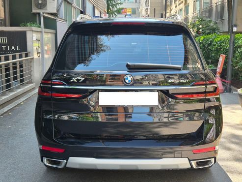 BMW X7 xDrive 40i Design Pure Excellence 6-Seater — пробег 1 908 км — фото 4 из 5