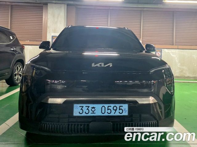 Kia EV3 Long Range 2WD Earth — пробег 31 000 км — фото 2 из 5