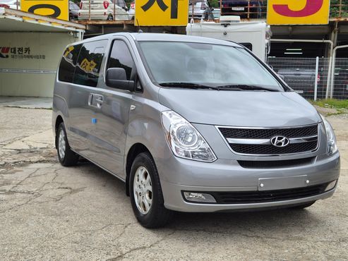 Hyundai Starex 5-Seater LPi VAN CVX Luxury — пробег 135 000 км — фото 3 из 5