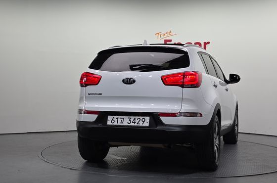 Kia Sportage Diesel 2WD Prestige — пробег 155 975 км — фото 4 из 5