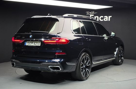 BMW X7 xDrive 40i M Sport 6STR — пробег 84 306 км — фото 2 из 5