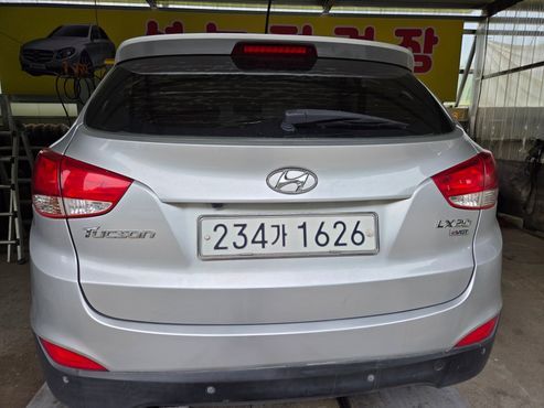Hyundai Tucson Diesel 2WD LX20 Premier — пробег 380 000 км — фото 4 из 5
