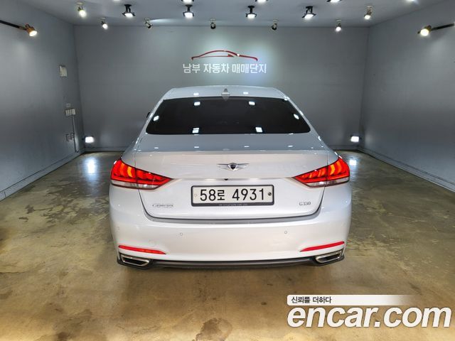 Hyundai Genesis из Кореи Encar
