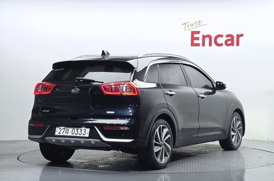 Kia Niro Noblesse — пробег 150 589 км — фото 2 из 5