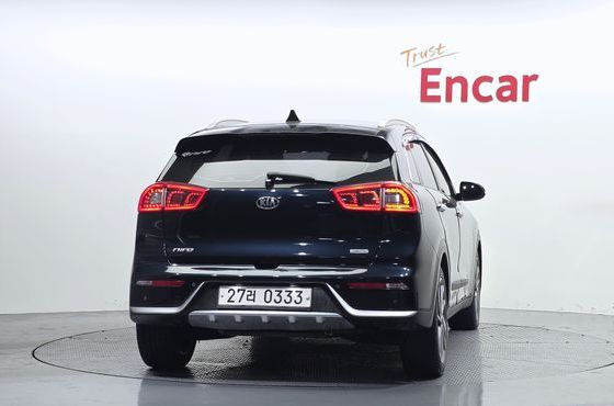 Kia Niro Noblesse — пробег 150 589 км — фото 4 из 5