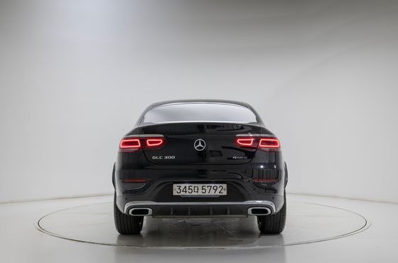 Mercedes-Benz GLC-Class GLC300 4MATIC AMG Line Coupe — пробег 34 119 км — фото 4 из 5