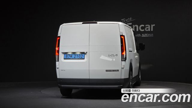 Kia PV5 из Кореи Encar